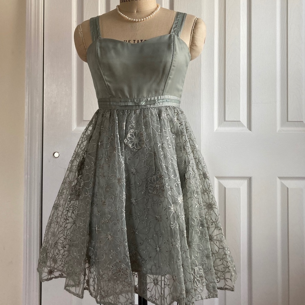 H&M Sage Green Lace Knee-Length Dress